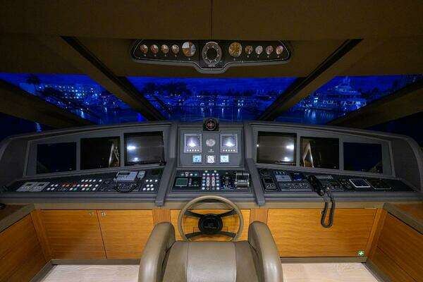 ARGENTO 124ft Ferretti Yachts Yacht For Sale