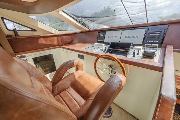 Dream on 90ft Tecnomar Yacht For Sale