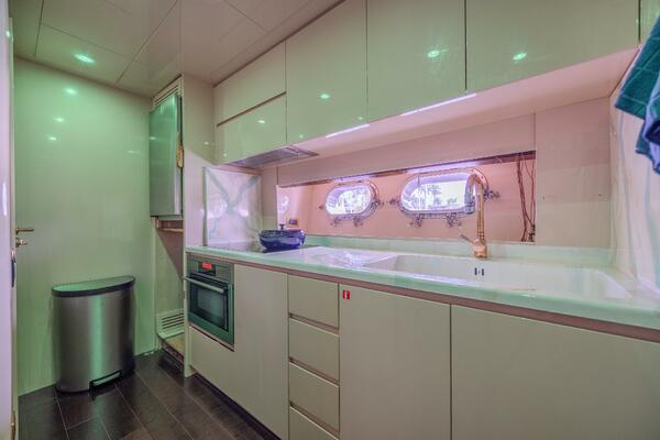 Dream on 90ft Tecnomar Yacht For Sale