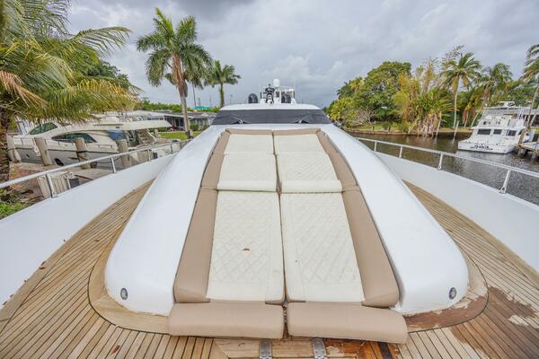 Dream on 90ft Tecnomar Yacht For Sale