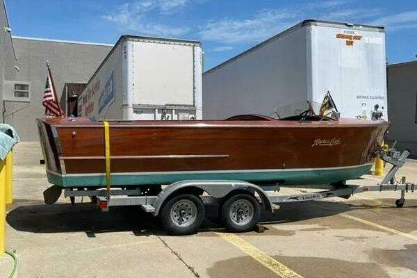 Photo of the 1949 Hacker-Craft 