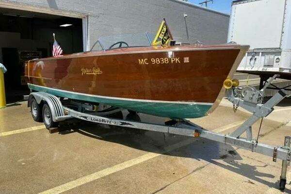 Photo of the 1949 Hacker-Craft 