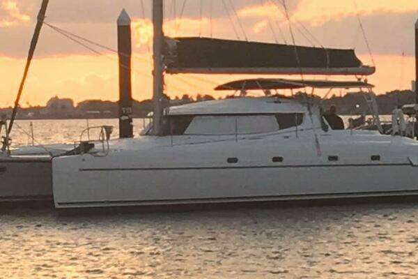 Photo of the 1999 Fountaine Pajot Bahia 46 "Mayan Mystress"