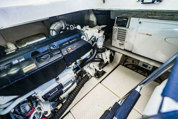Tiara Yachts 53 Coupe Yacht For Sale