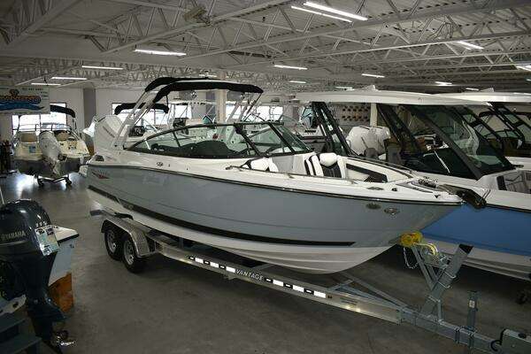 28-ft-Monterey-2025-275SS-East Haven Connecticut United States yacht for sale