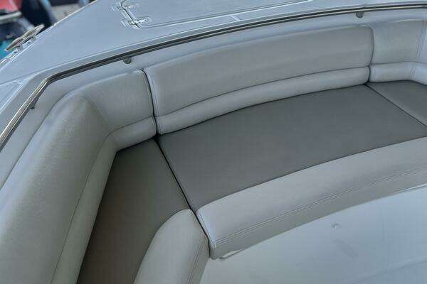 Boston Whaler  Yacht For Sale