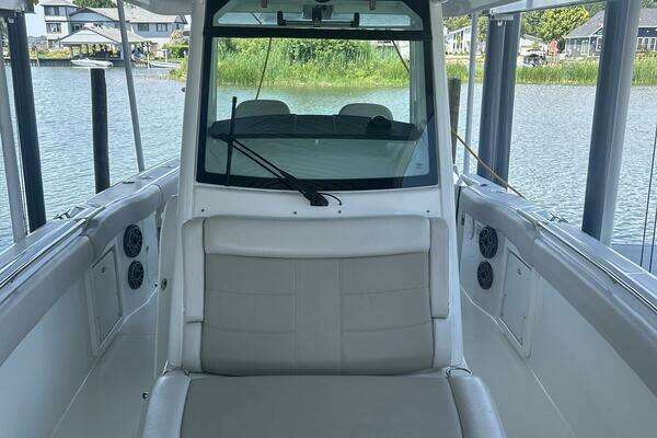 Boston Whaler  Yacht For Sale