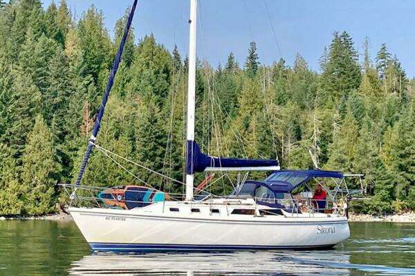 34-ft-Catalina-1992-34-Sirona-Cowichan Bay British Columbia Canada yacht for sale