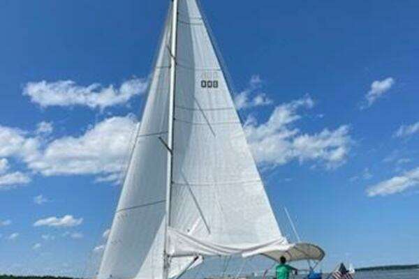 Photo of the 1991 Beneteau  "WAPITI"