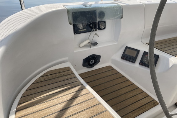 WAPITI 38ft Beneteau Yacht For Sale