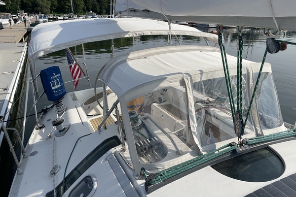 WAPITI 38ft Beneteau Yacht For Sale