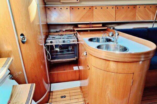 Photo of the 1991 Beneteau  "WAPITI"