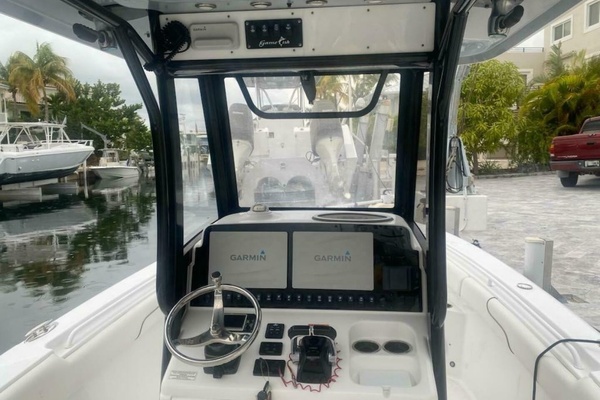 27ft Sea Hunt Yacht For Sale