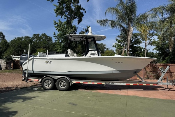 27ft Sea Hunt Yacht For Sale