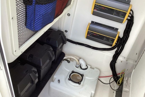 27ft Sea Hunt Yacht For Sale