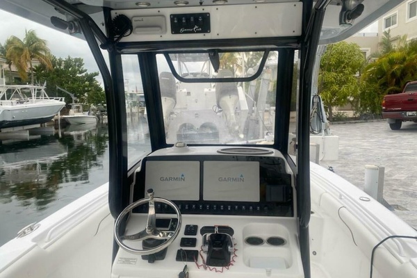 27ft Sea Hunt Yacht For Sale