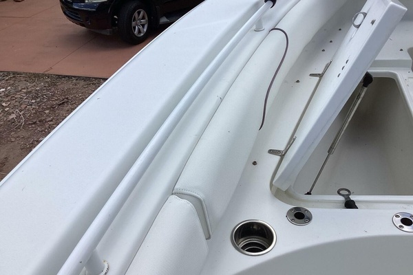 27ft Sea Hunt Yacht For Sale