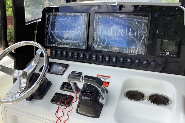 27ft Sea Hunt Yacht For Sale