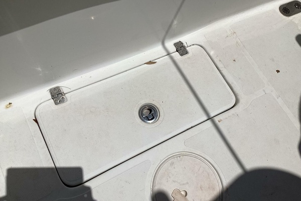 27ft Sea Hunt Yacht For Sale