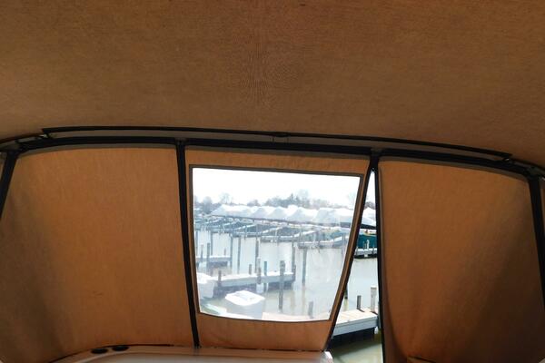 31ft Bayliner Yacht For Sale