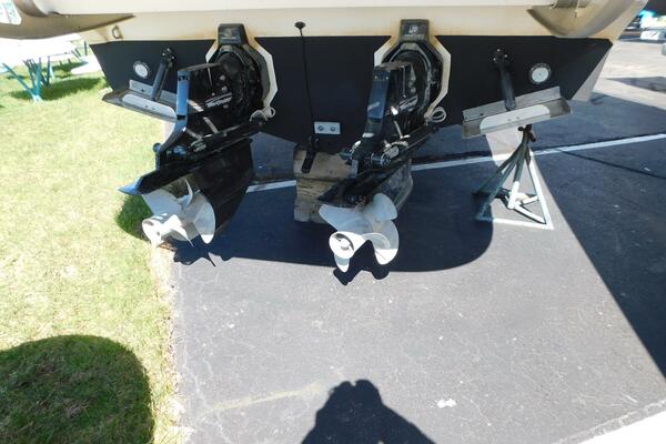 31ft Bayliner Yacht For Sale