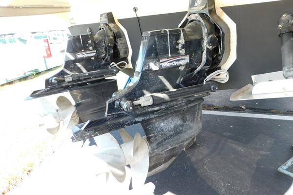 31ft Bayliner Yacht For Sale