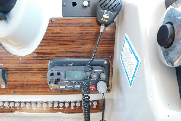 31ft Bayliner Yacht For Sale