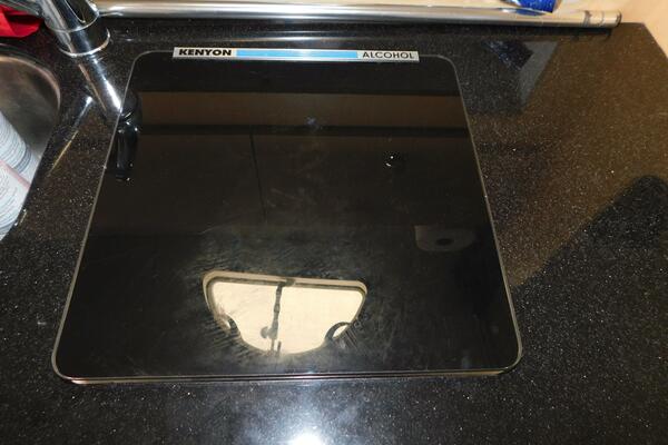 31ft Bayliner Yacht For Sale