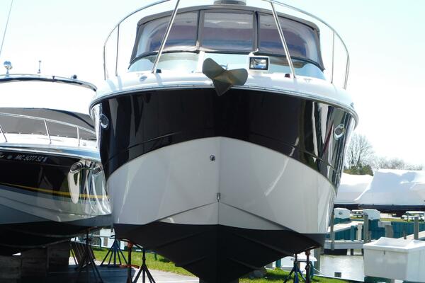 31ft Bayliner Yacht For Sale