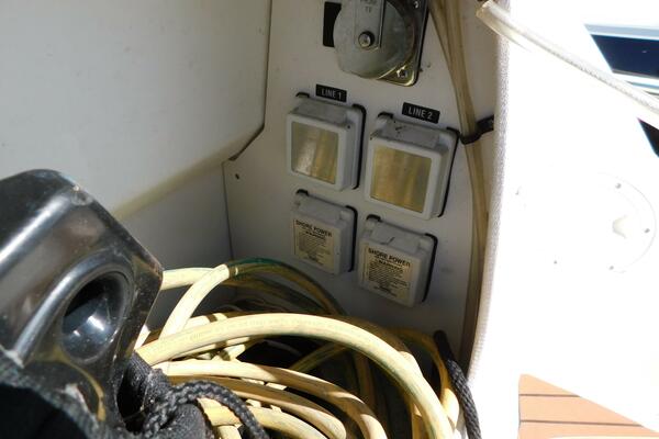 31ft Bayliner Yacht For Sale