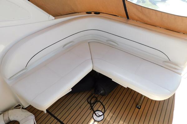 31ft Bayliner Yacht For Sale