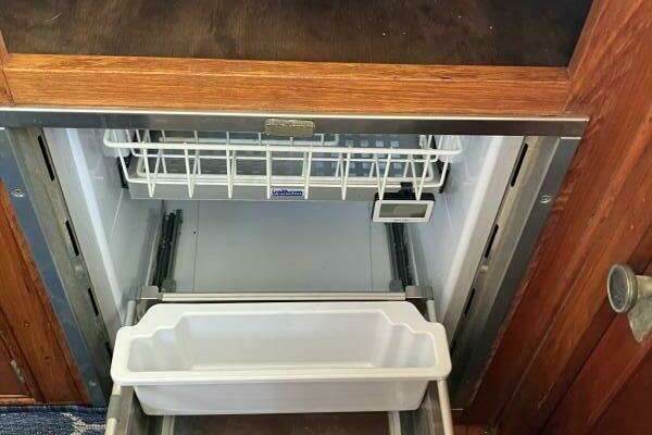 Photo of the 1989 Grand Banks 36