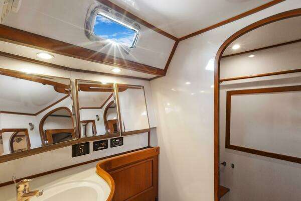 Hylas 54 Yacht For Sale
