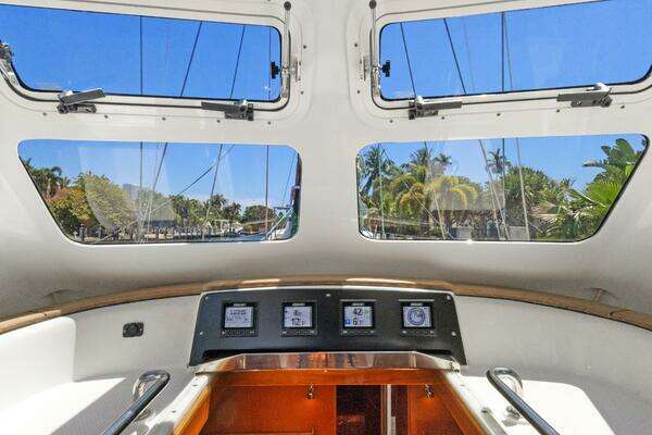 Hylas 54 Yacht For Sale