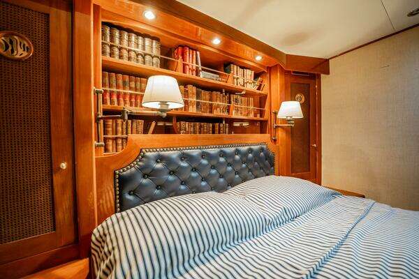 Rybovich 55 Convertible Yacht For Sale