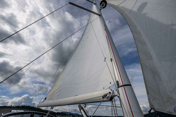 Jeanneau Sun Odyssey 410 Yacht For Sale