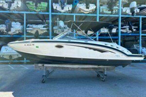 24-ft-Chaparral-2014-244 Sunesta-Largo Florida United States yacht for sale