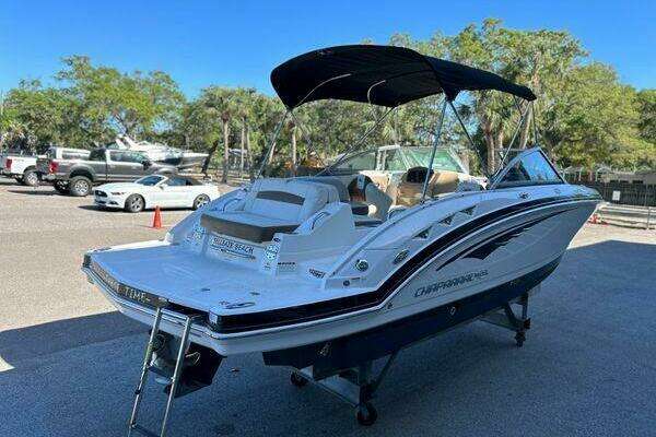 Photo of the 2014 Chaparral 244 Sunesta