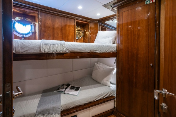BLACK PEPPER 79ft Cantieri Di Lavagna Yacht For Sale