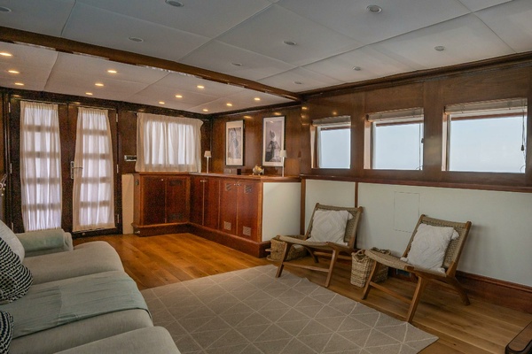 BLACK PEPPER 79ft Cantieri Di Lavagna Yacht For Sale