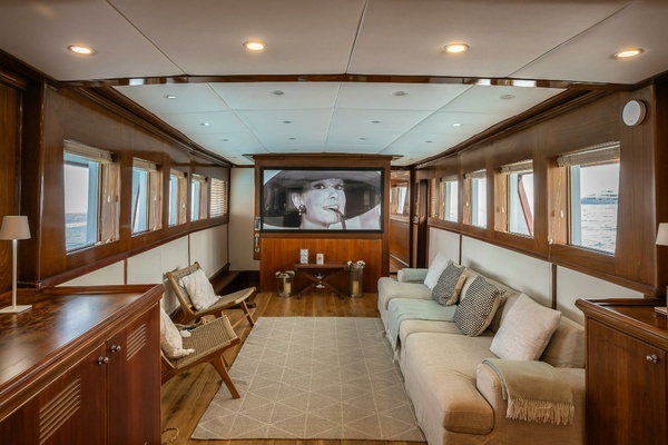 Photo of the 1975 Cantieri Di Lavagna Custom "BLACK PEPPER"