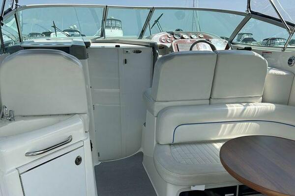30ft Bayliner Yacht For Sale 30ft Bayliner Yacht For Sale