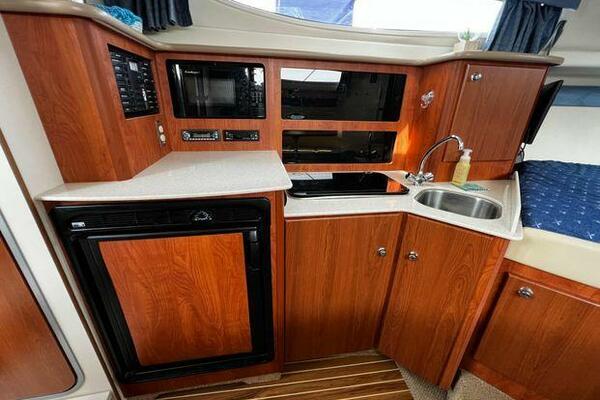 30ft Bayliner Yacht For Sale 30ft Bayliner Yacht For Sale