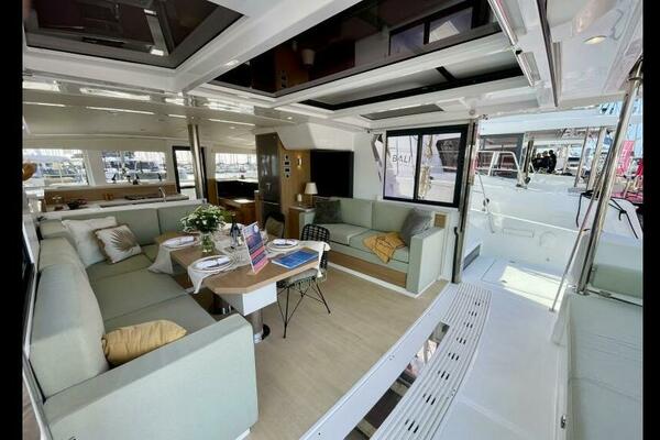 Bali 4 2  42ft Bali Yacht For Sale