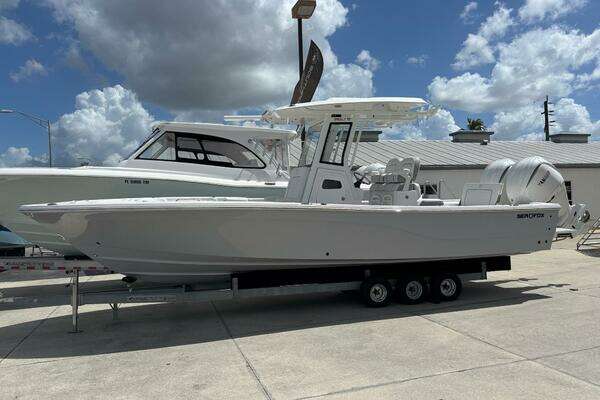 28-ft-Sea Fox-2026-282 Hybrid LT- Naples Florida United States  yacht for sale