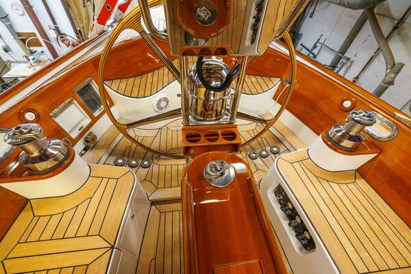 Luna 42ft Hinckley Yacht For Sale