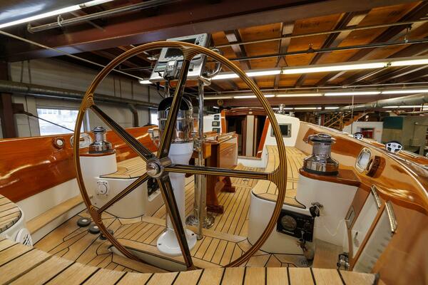 Luna 42ft Hinckley Yacht For Sale