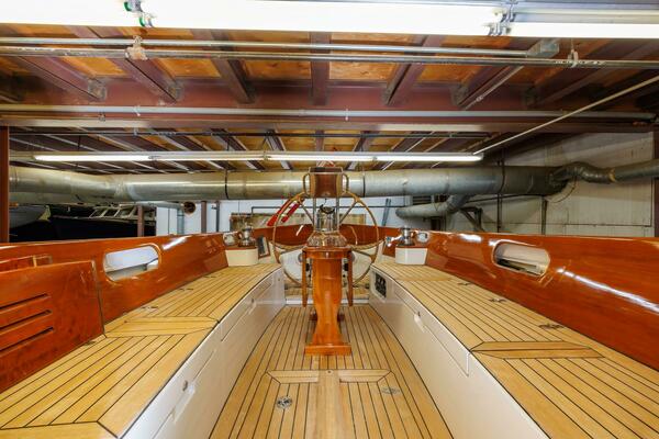 Luna 42ft Hinckley Yacht For Sale