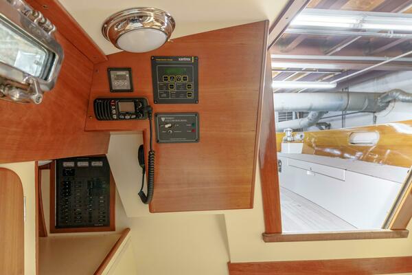 Luna 42ft Hinckley Yacht For Sale