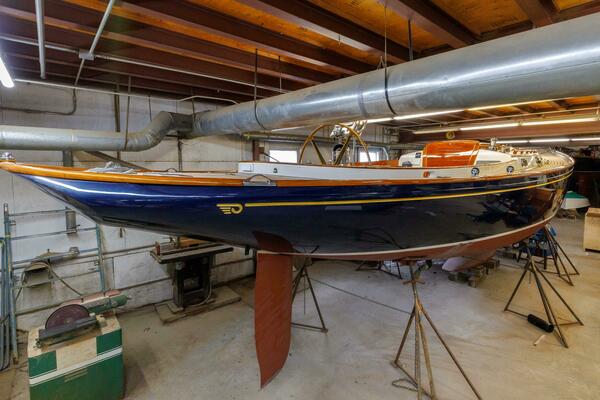 Luna 42ft Hinckley Yacht For Sale